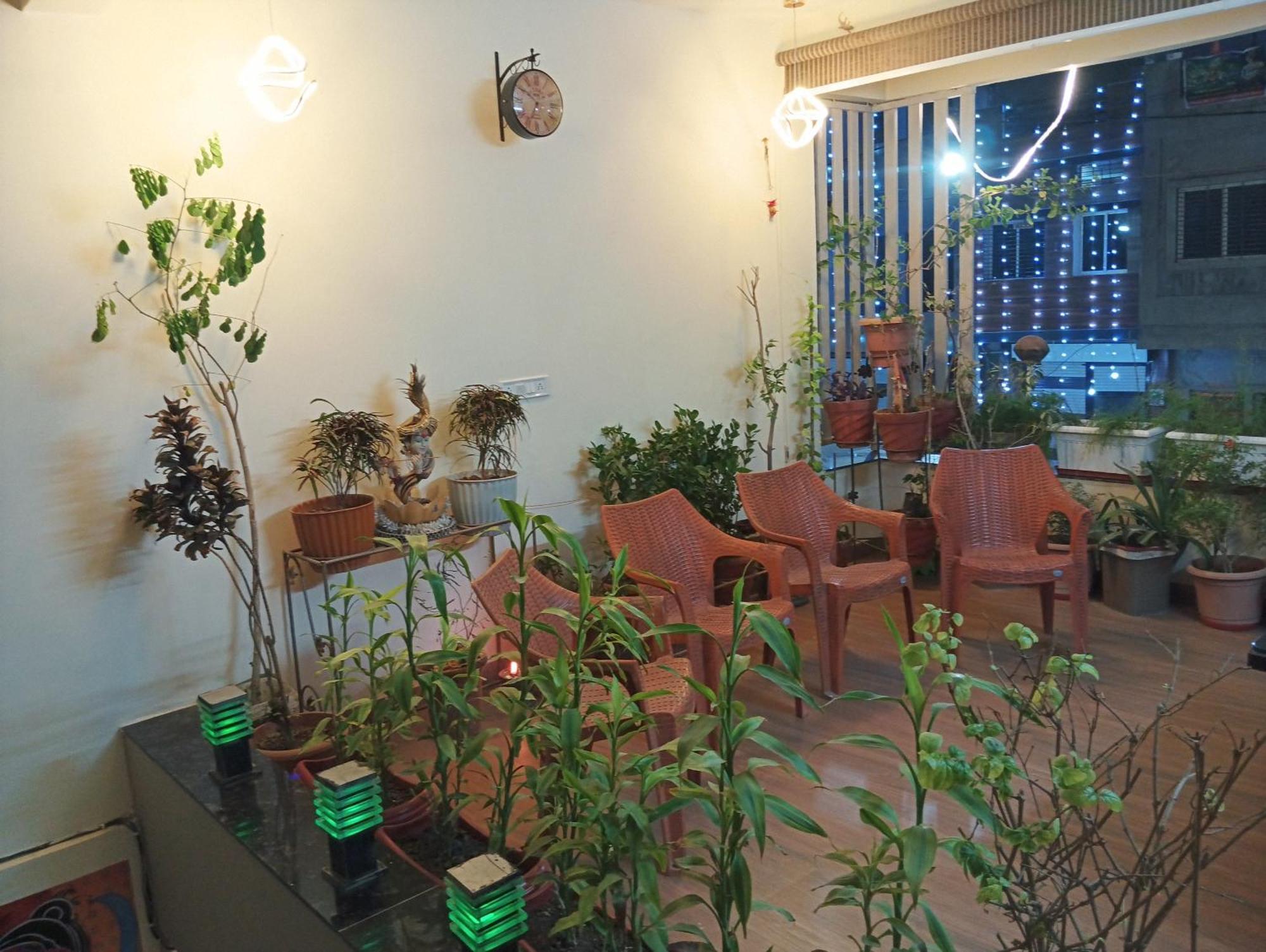 Hotel Shivashray Luxury Stays & Inn Ujaim Quarto foto